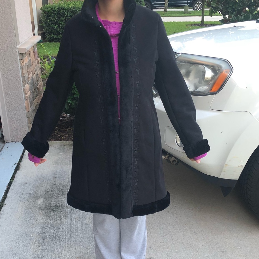 Soft long formal shearling coat - Picture 5 of 6